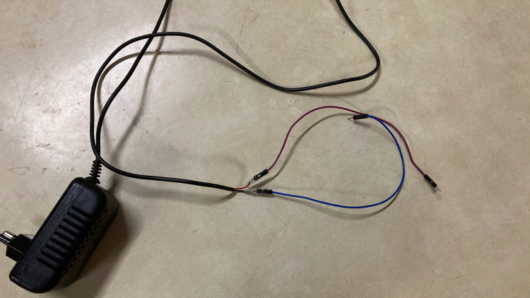 Jumper with 5V
